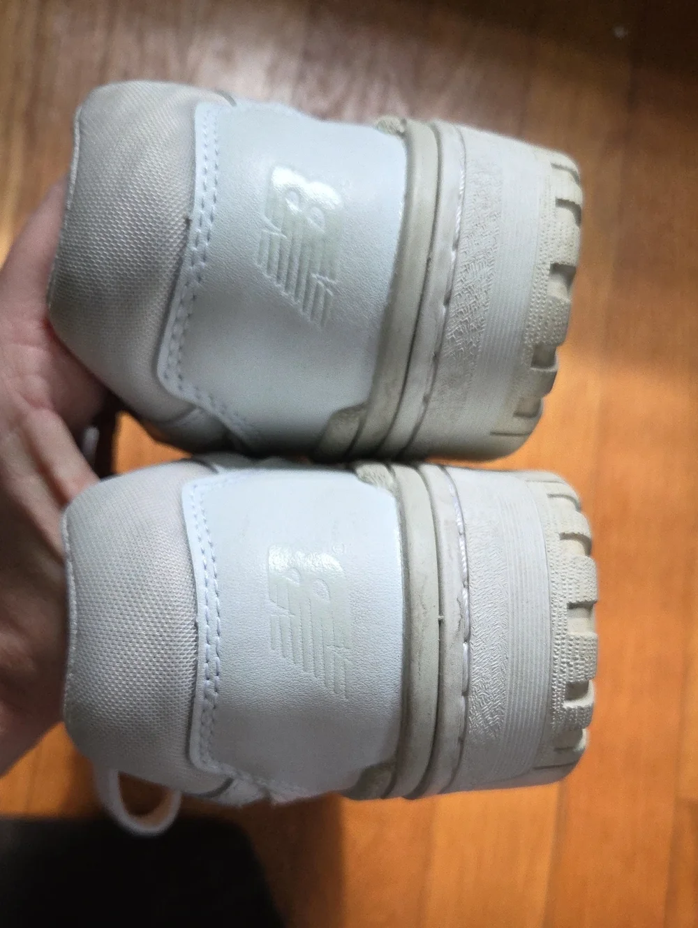 New Balance 550 Shoes White Cream